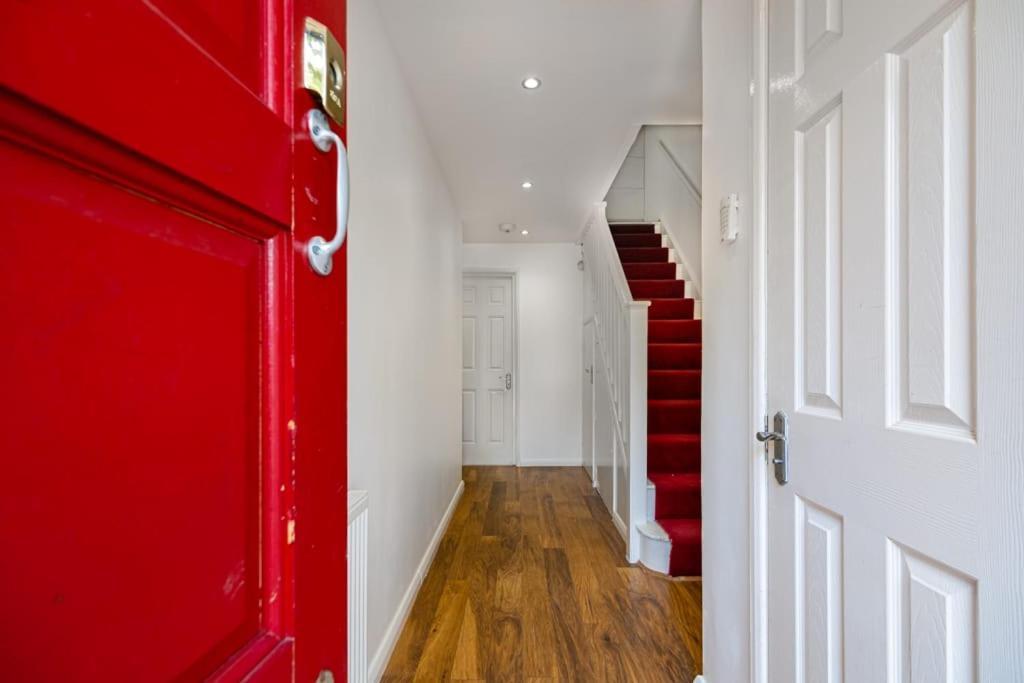 Modern House Just Refurbished Londres